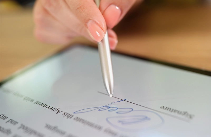 Retainer signing and delivery